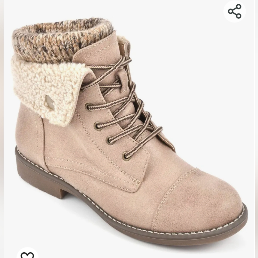 BNWB Size 7 Cliffs by White Mountain pale pink hiking boots